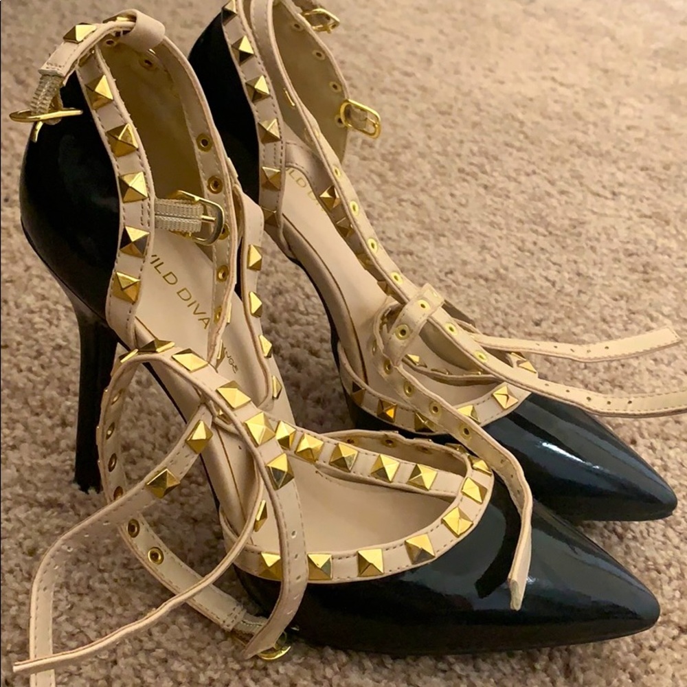 Women’s shoes